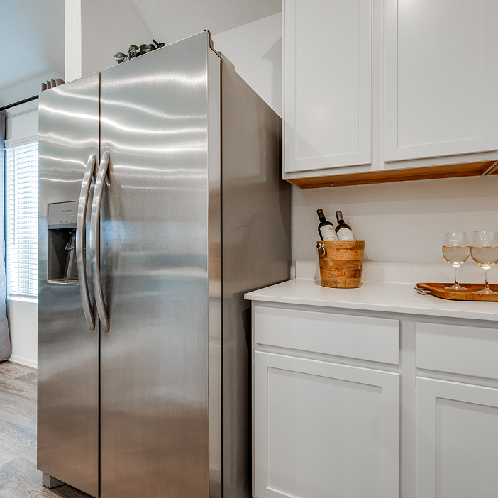 6432 Clover II Kitchen 10of10 F1 080125
