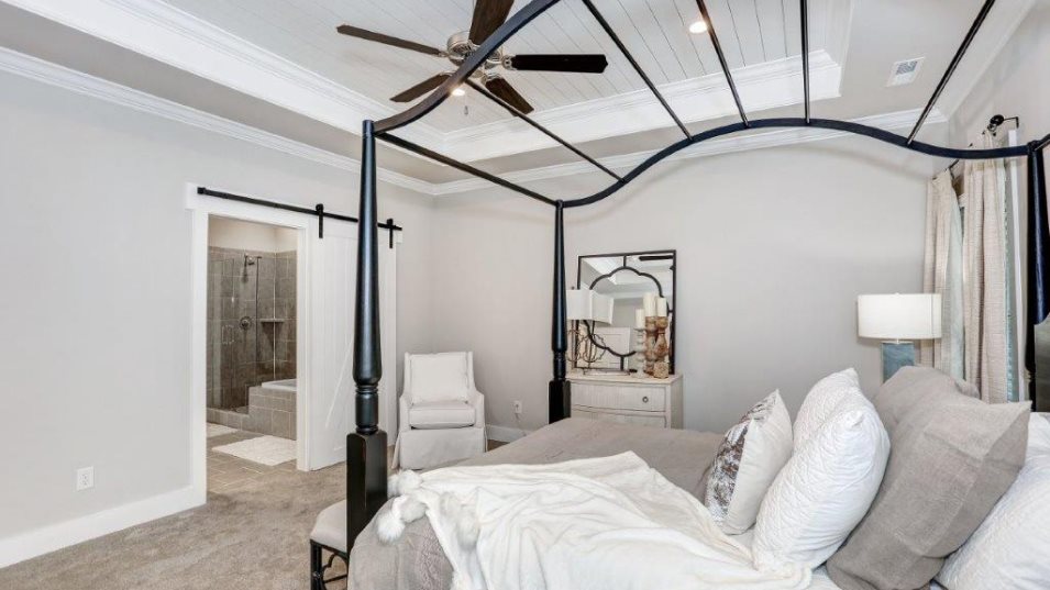 Residence 1850 Owner's Suite