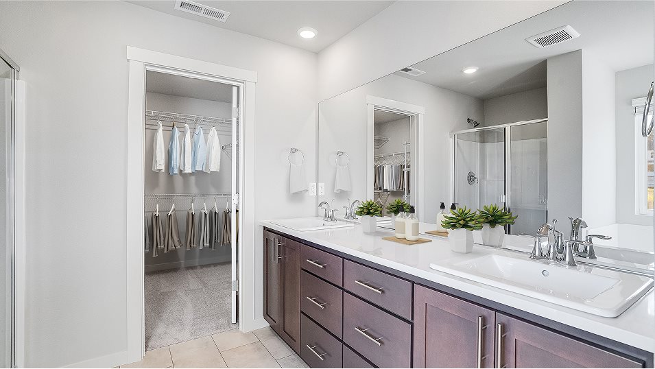 Larview owners bathroom