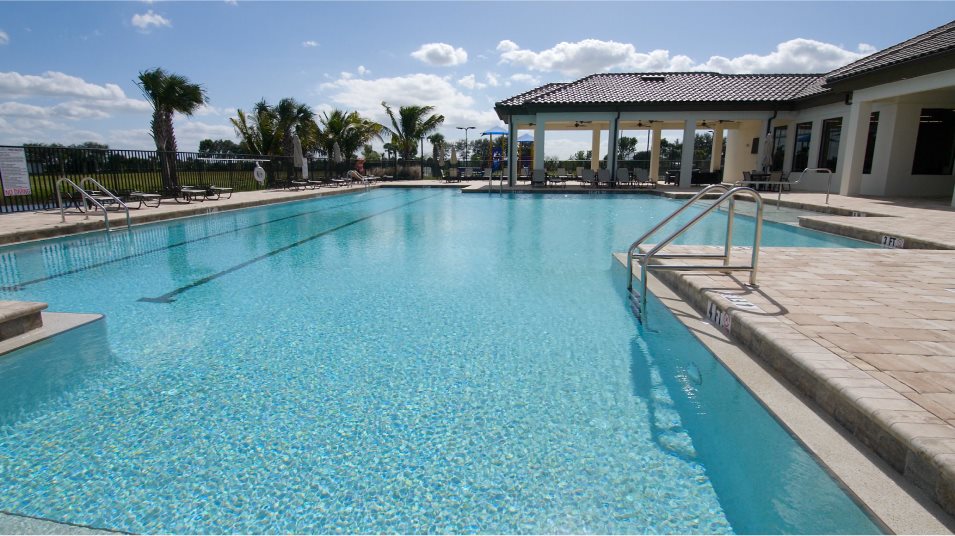 Portico Swimming Pool
