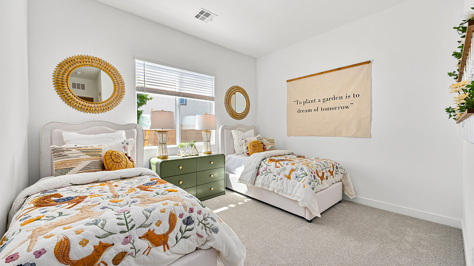 4001 Leighton Bed3 2of2 F1 Base3