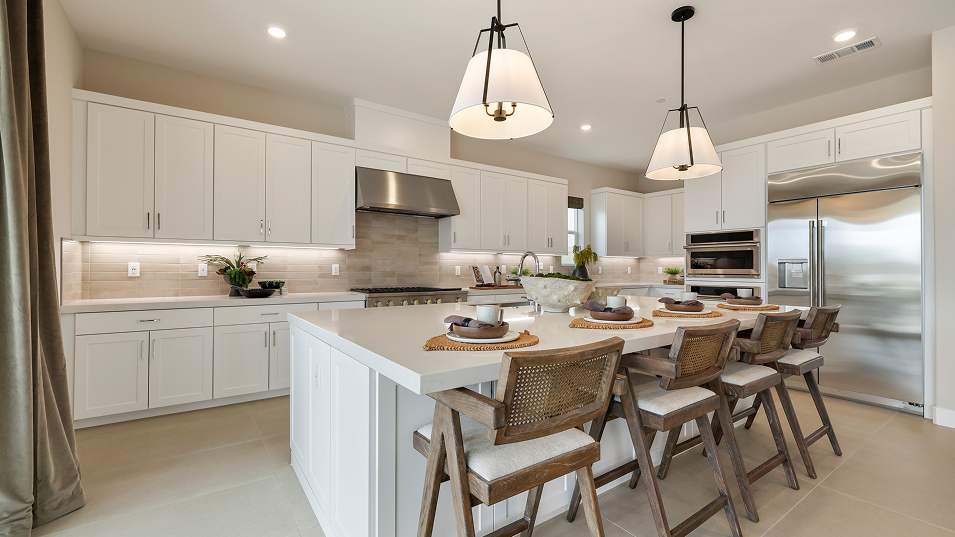 Montilla Tesoro Highlands Res1 Kitchen 1of7 F1