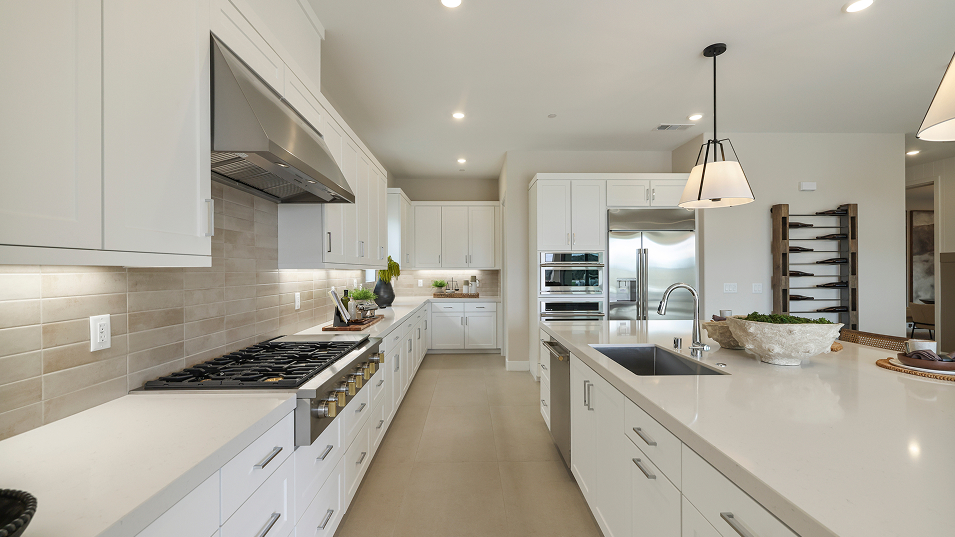 Montilla Tesoro Highlands Res1 Kitchen 4of7 F1
