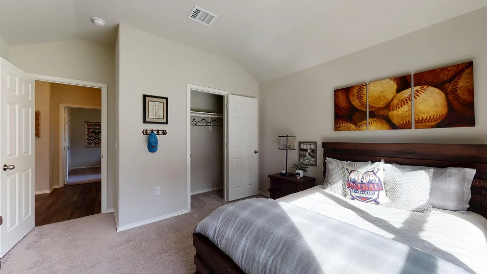 Taylor Core R500 Roselyn Bed3 2of2 F1