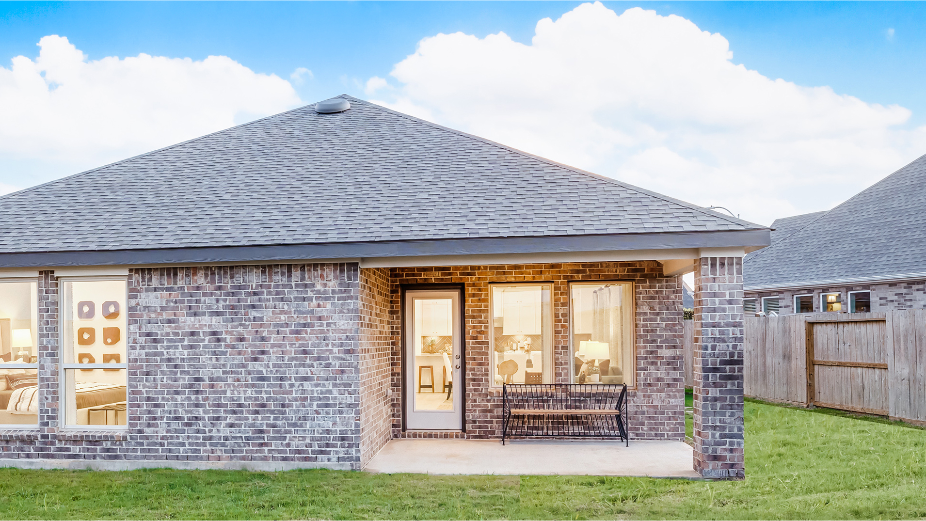 3534 Dashwood Covered Patio 2of2