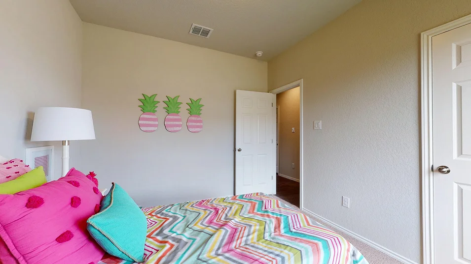 Taylor Core C950 Cypress Bed2 2of2 F1