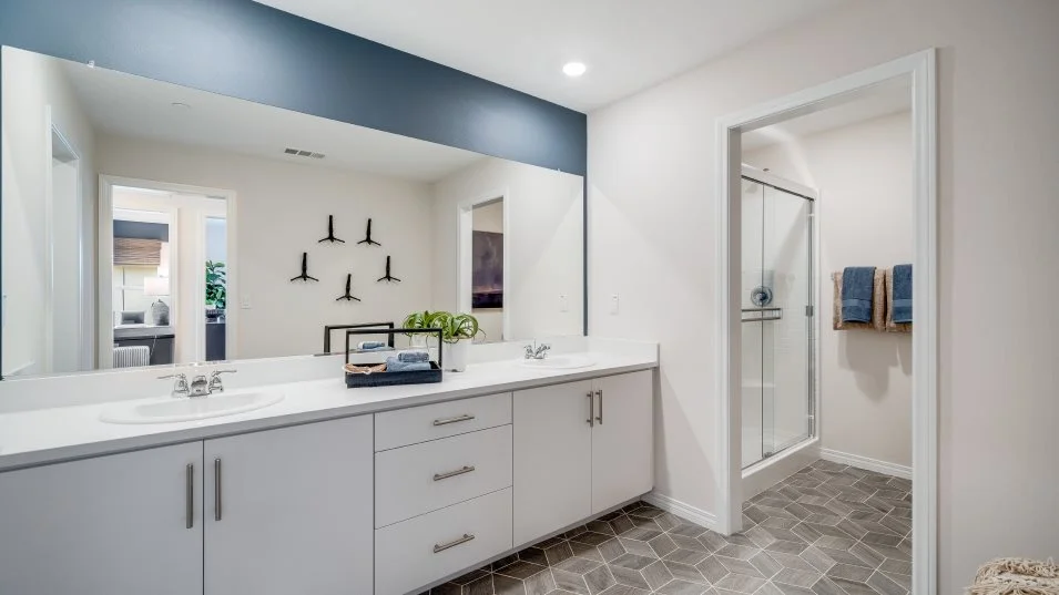bath2 interior