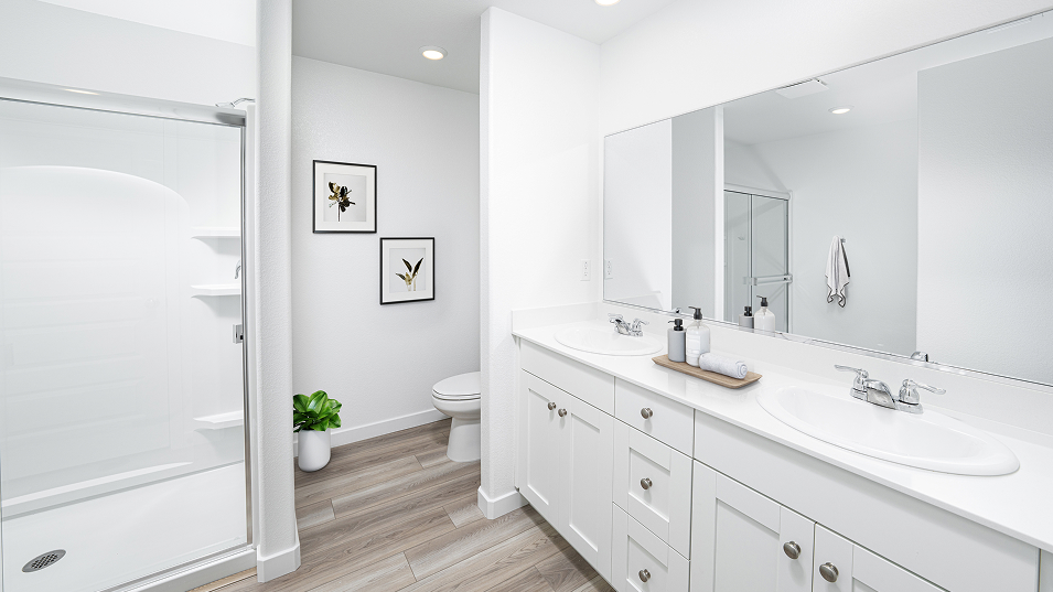 Skylark Northpoint Muir Owners Bath F2