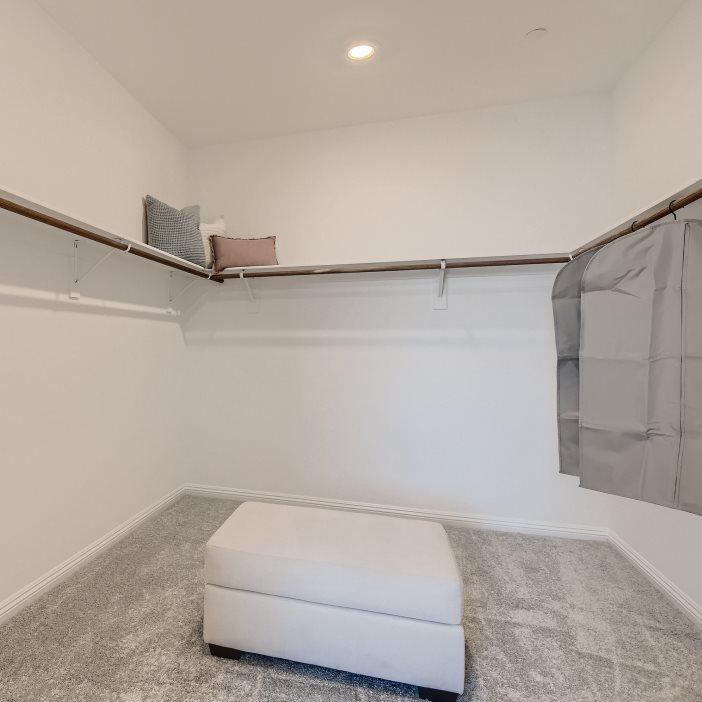 Skyland Owners Walk In Closet