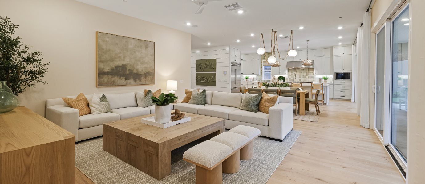 Cielo Vista living room