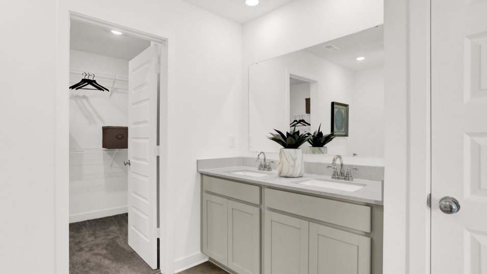 Owners Bathroom 