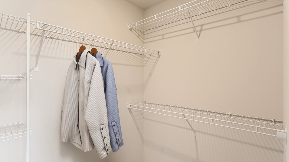 Daphne Owner's Suite Walk-In Closet