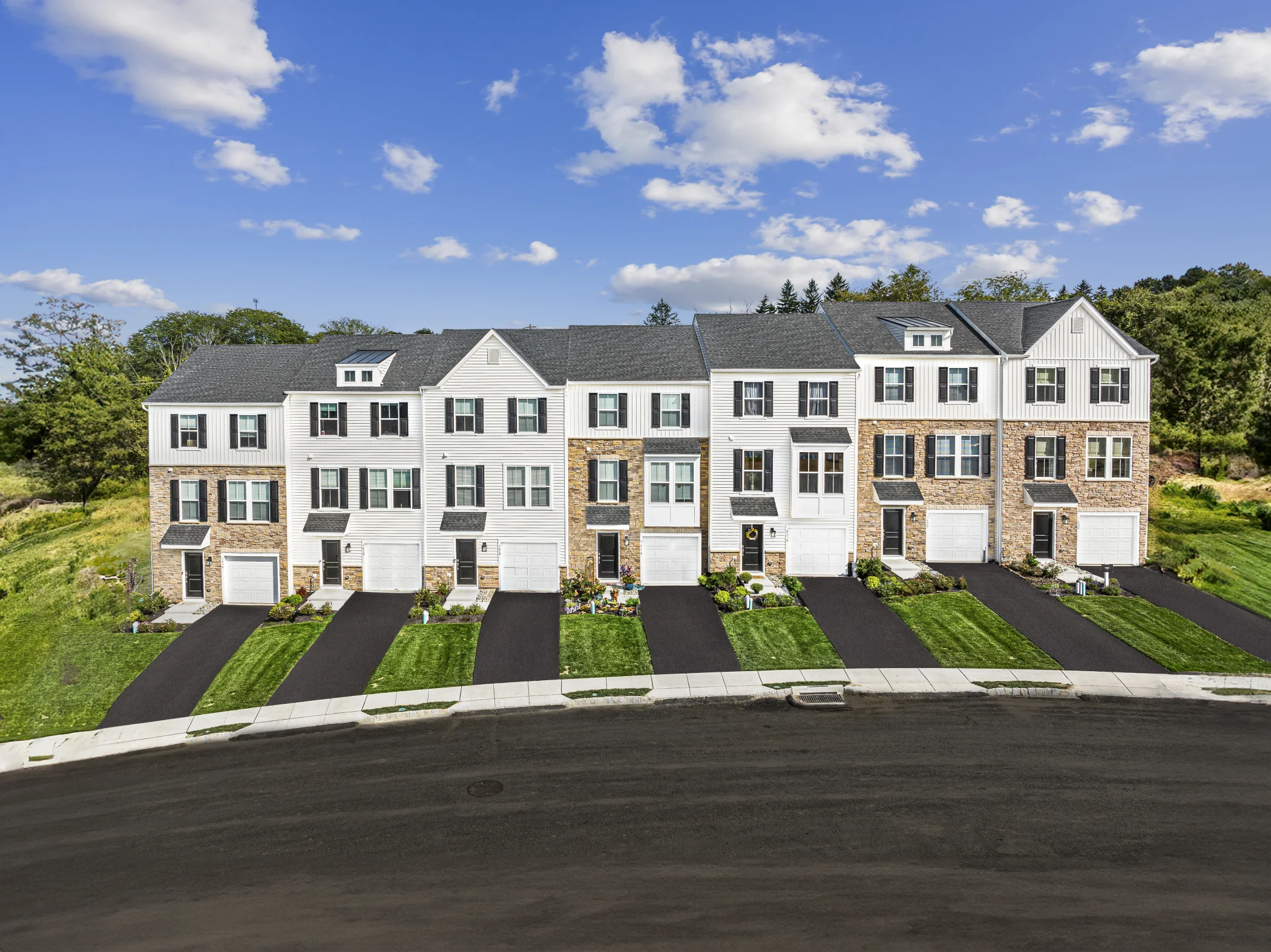 Downingtown Ridge Chase Townhomes Chase Exterior 