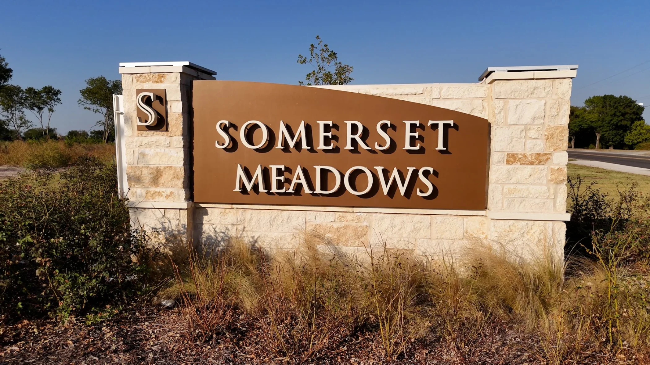 Somerset Meadows monument