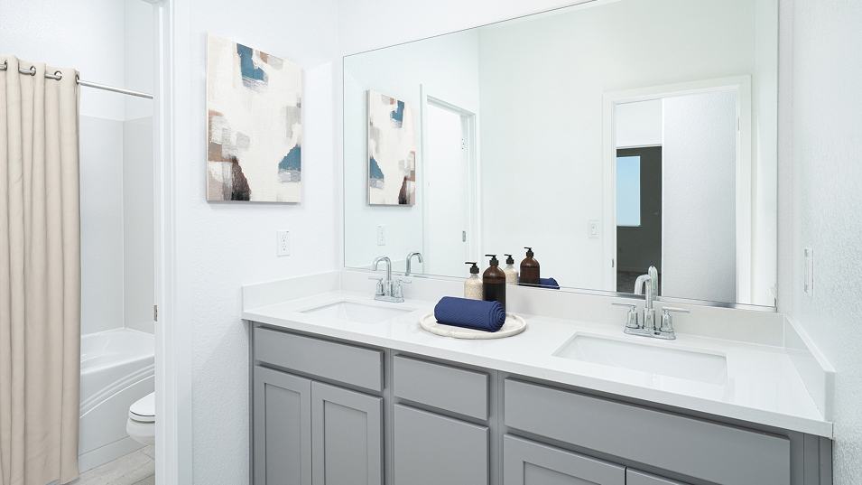 071525 Azure The Preserve Res2386 Bath2 F2