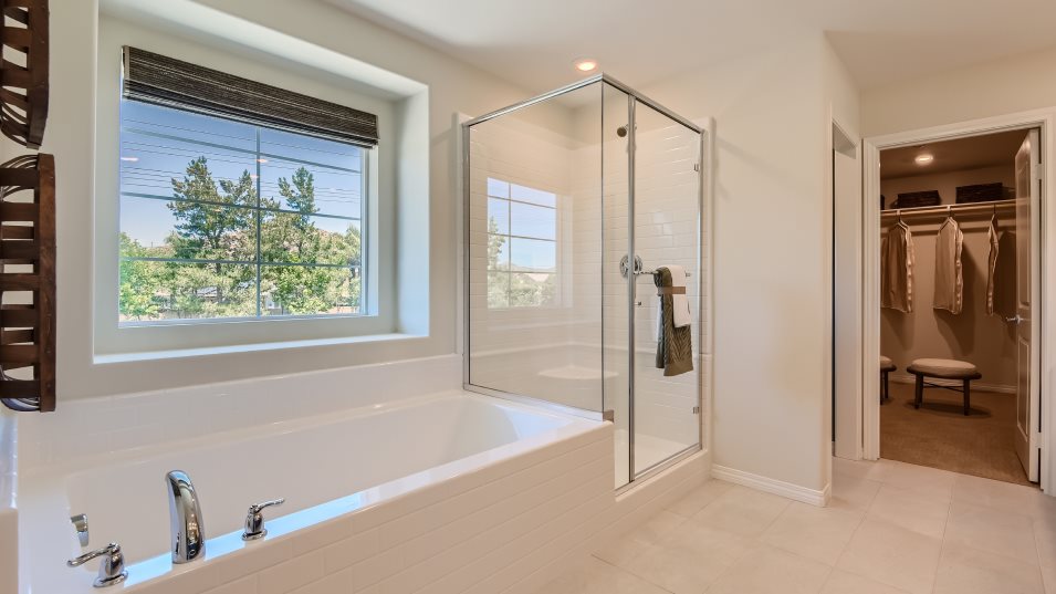Residence 3 Owner's Suite