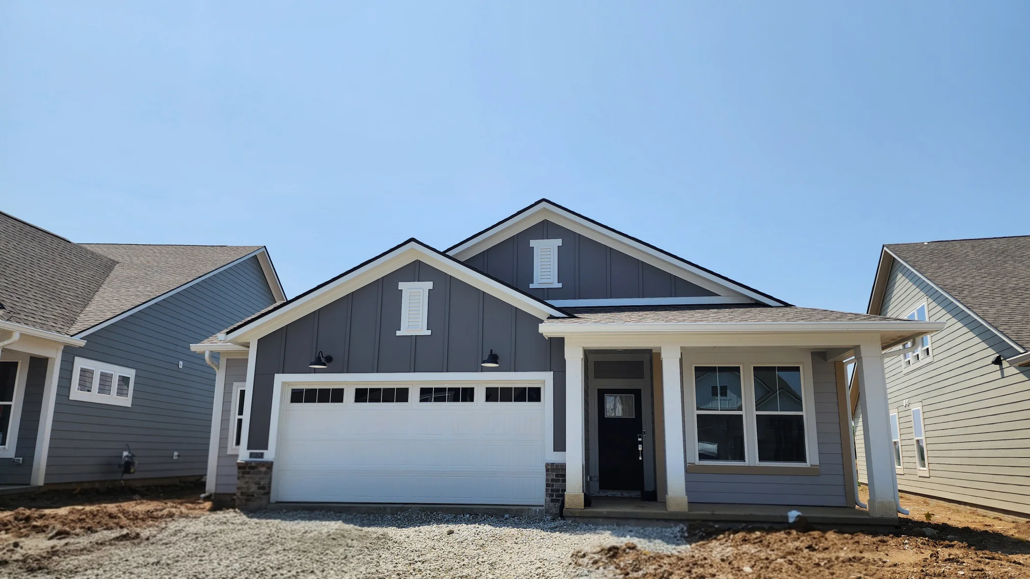 OT 724 Front Exterior