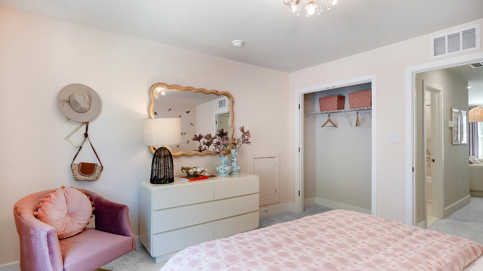 1484 Savannah Opt Bed4 1of2 F2