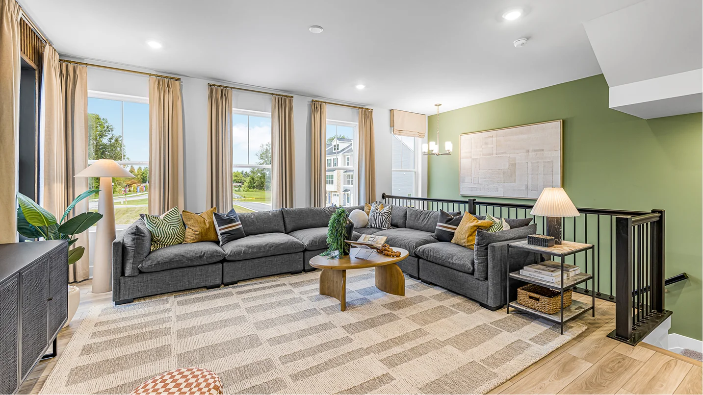 2279 Elmwood Great 3of6 F2 091625