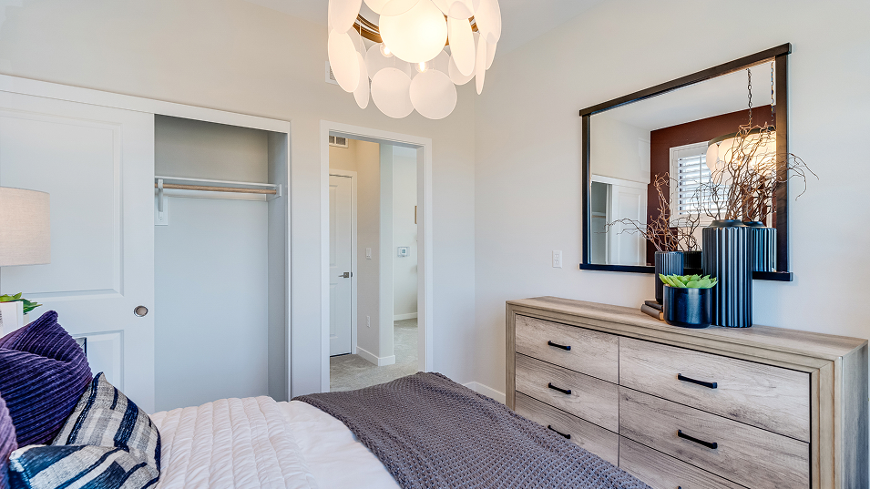 Vibe Nuvo Parkside Res3 Bed2 3of3 F2