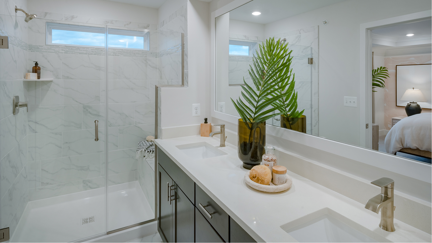 2705 Arcadia Owners Bath F3 Base3