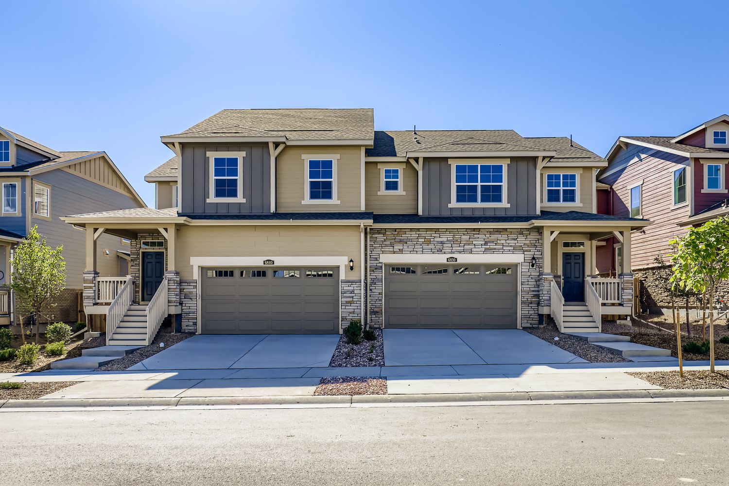 6840 Juniper Dr Exterior Front