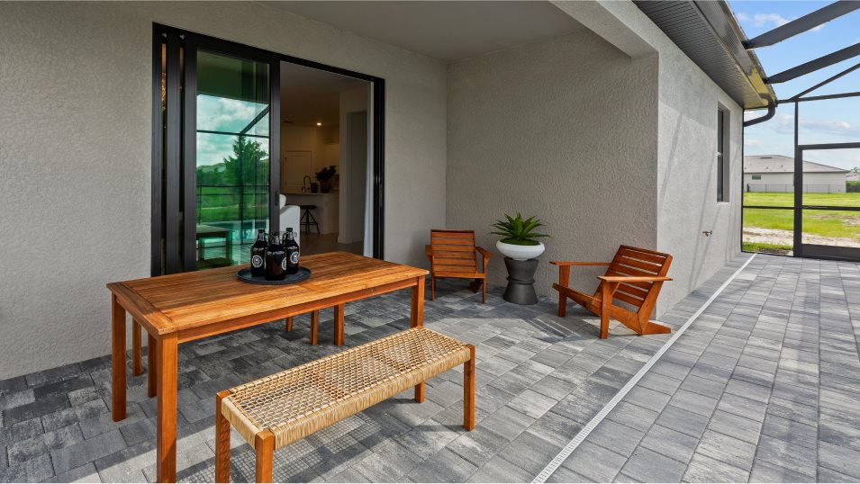 Trevi Lanai