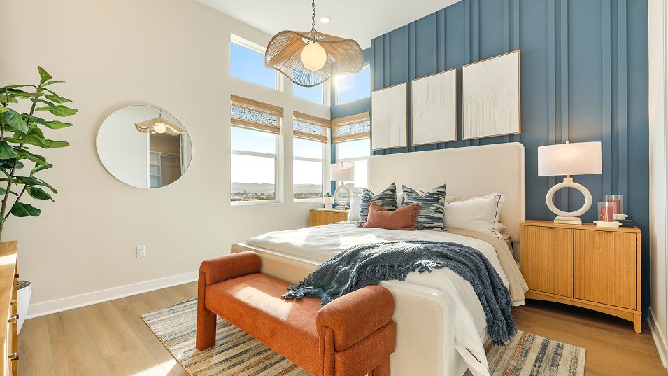 Res 4 owners suite bedroom
