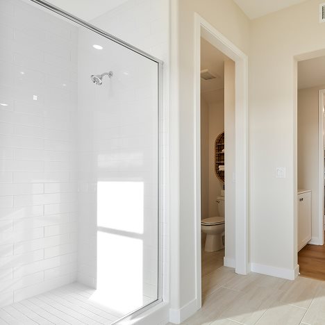 Res 4 owners suite bathroom shower