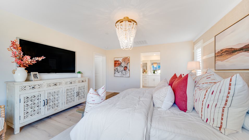 Residence 1 Owner's Suite Bedroom