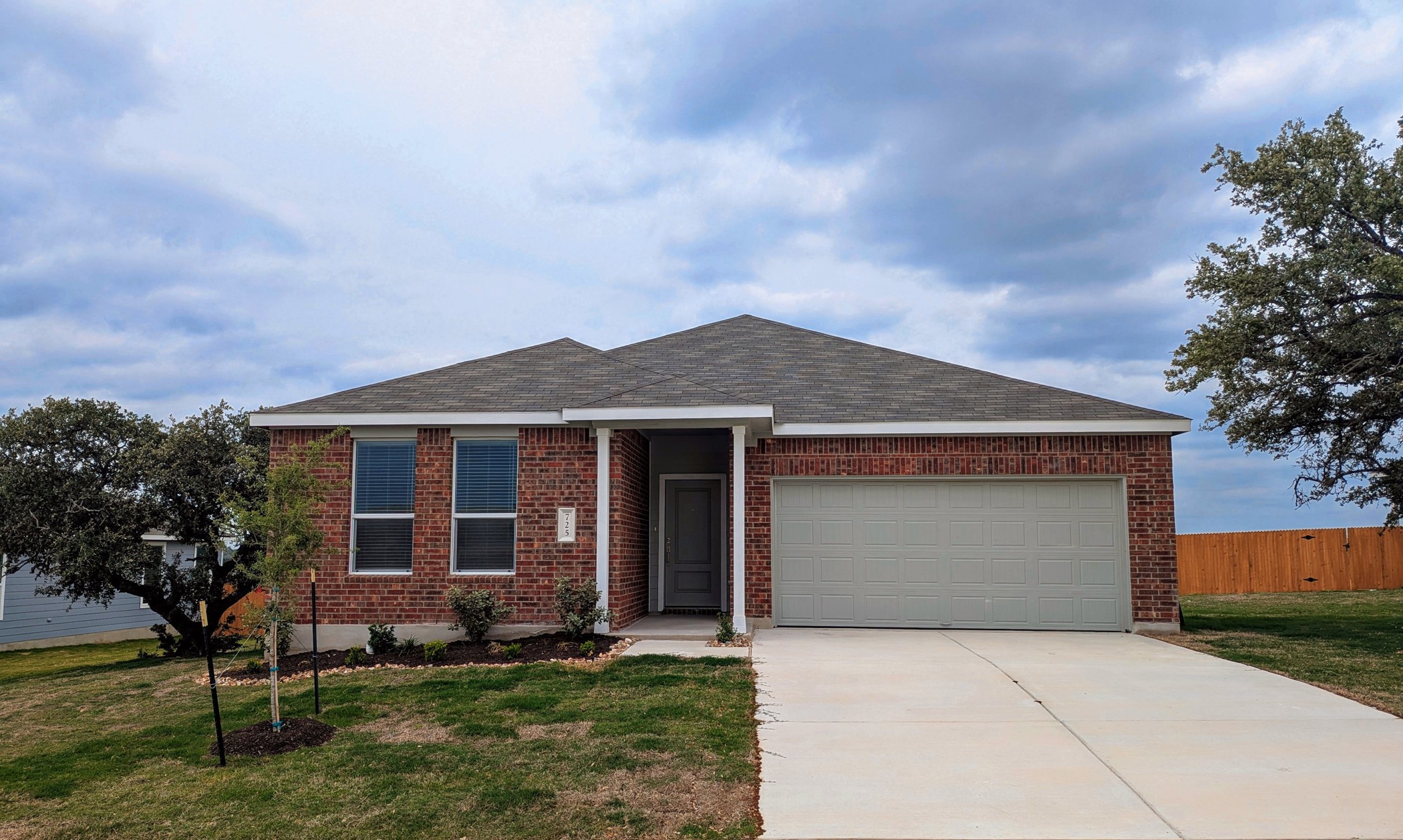 725 Bobby Lou Lane