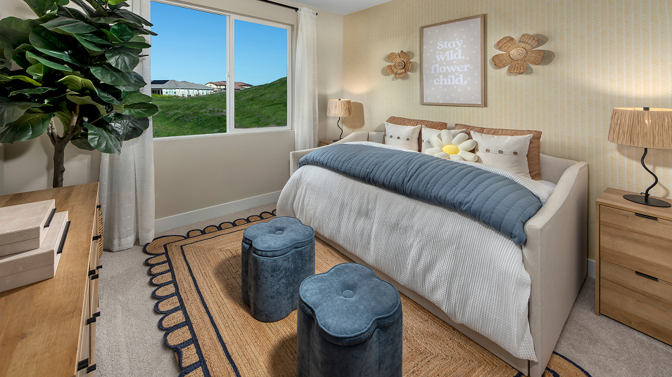 Hawthorn Hills Lagoon Valley Res6 Bed3 F2