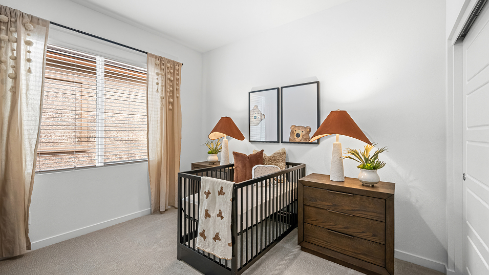 2770 Alice Bed2 1of2 F2 Base2