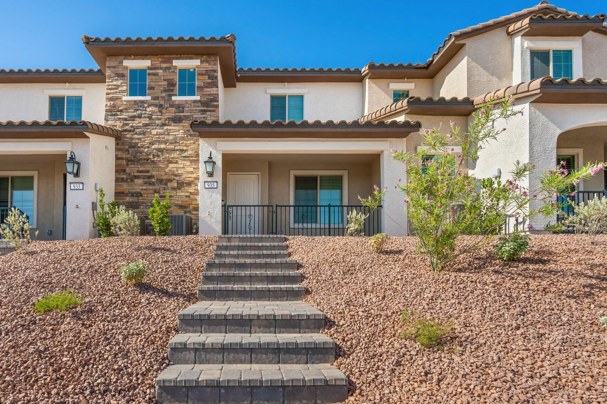 Serenity Place Cadence Alma Exterior