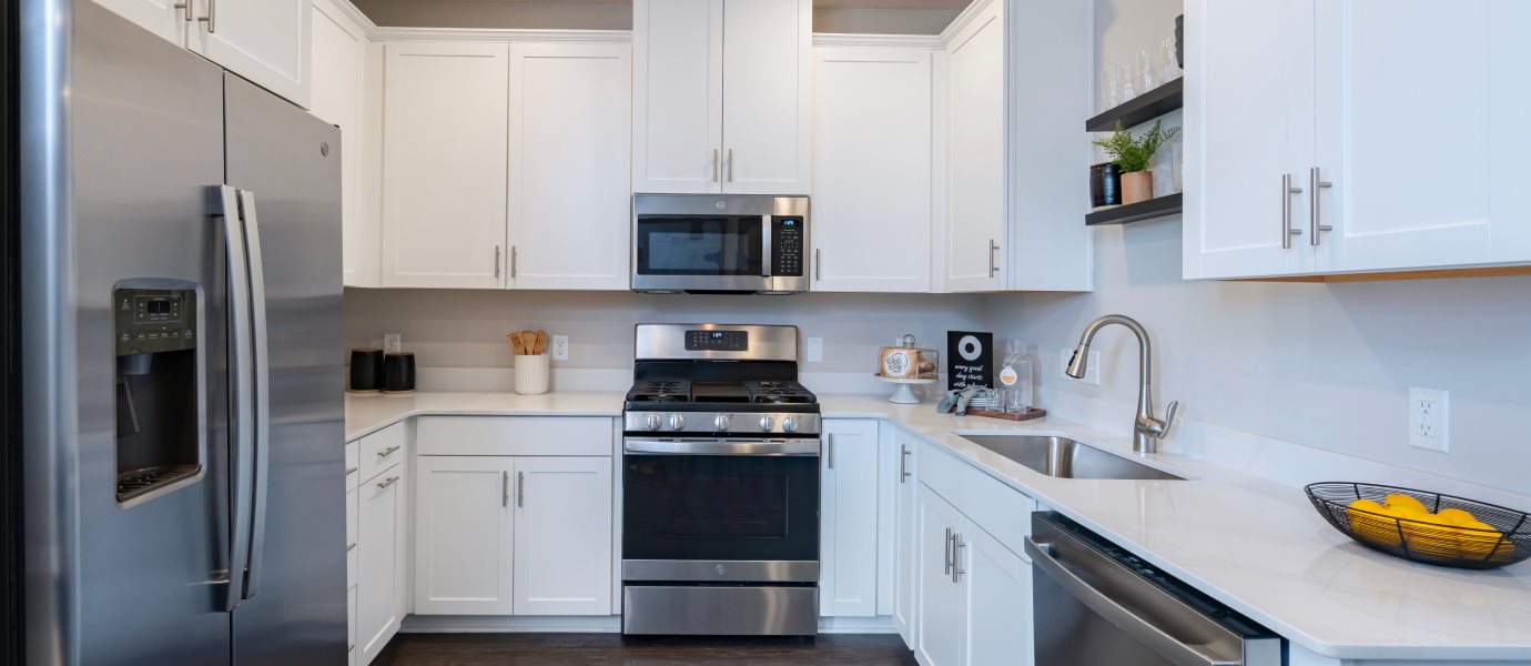Collins kitchen