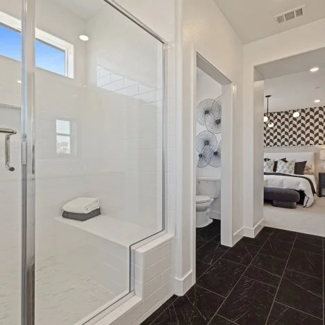 Portia 2 Owner's Suite