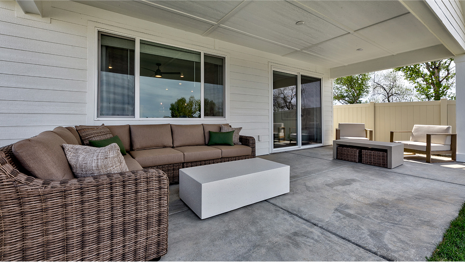 2350 Plan2350 Patio 3of3 F1