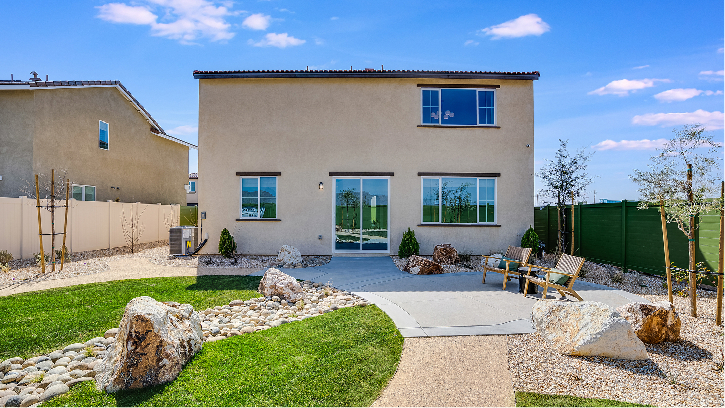 Journey Silverwood Res4 Exterior Back 2of2