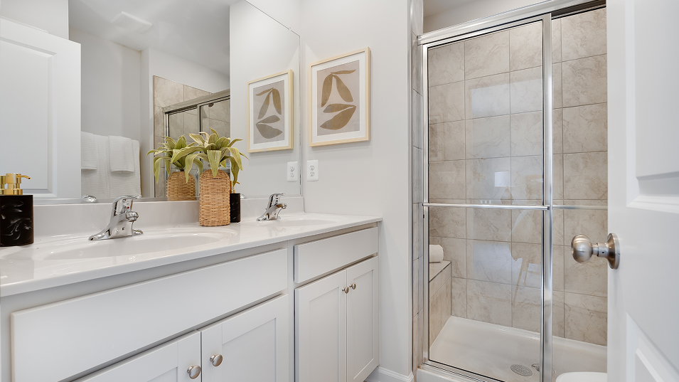 1209 Lancaster Owners Bath F2