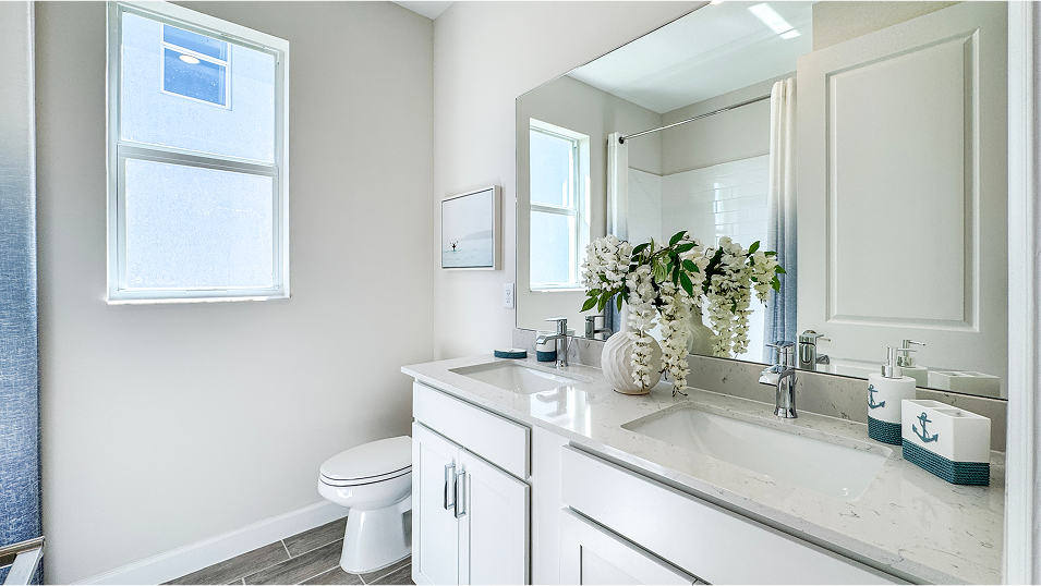 1612 Camelia Bath2 F1