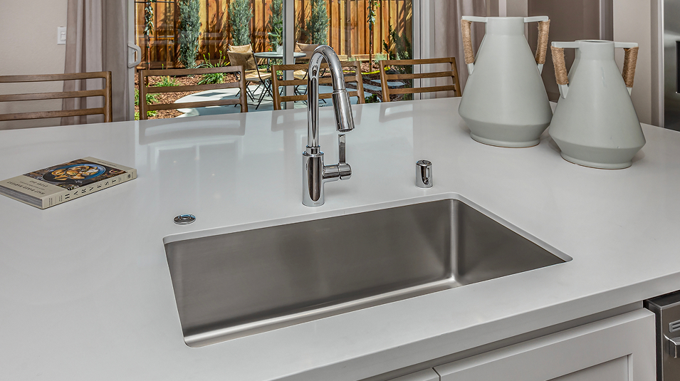 Hawthorn Hills Lagoon Valley Res6 EI Kitchen Sink
