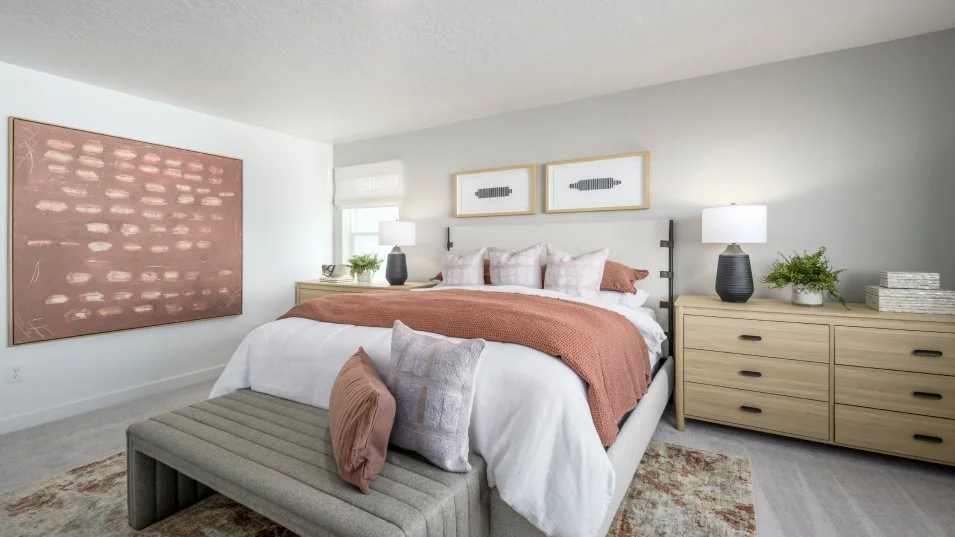 Pinnacle Owner's Suite Bed
