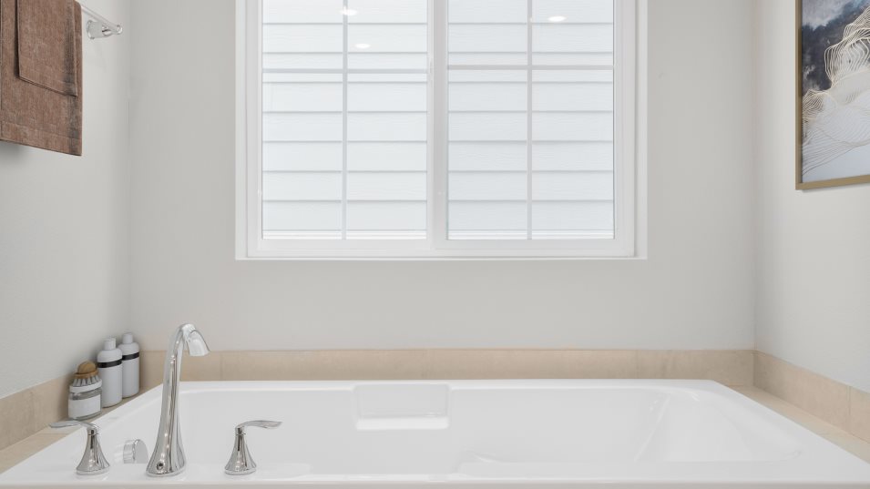 Magnolia Owner's Suite Bathroom