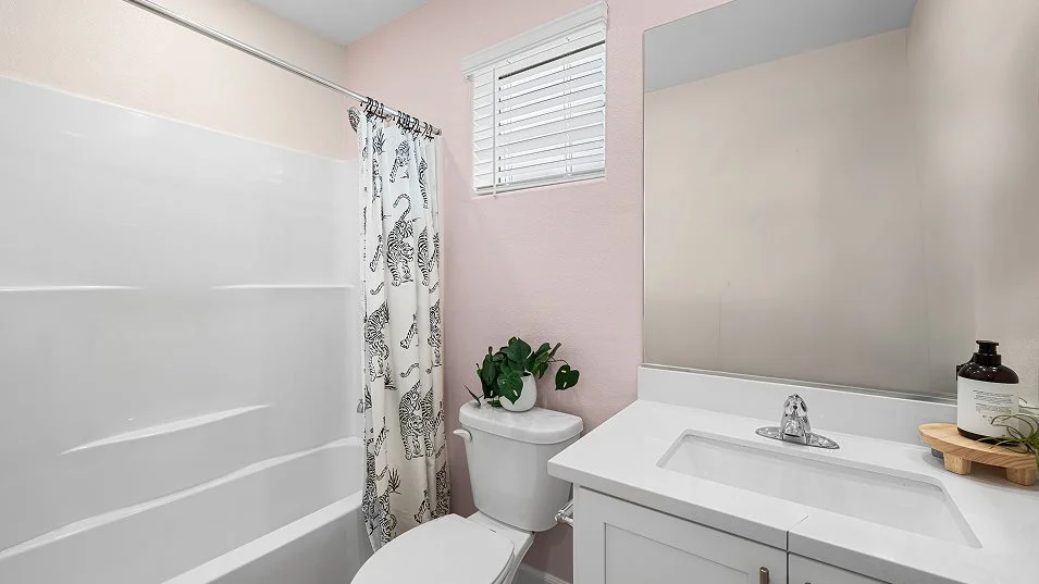 Andy Bathroom 2