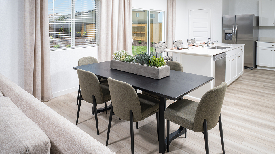 Skylark Northpoint James Dining F1