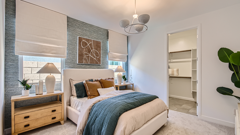 3580 Latitude NG Bed F1 Base4