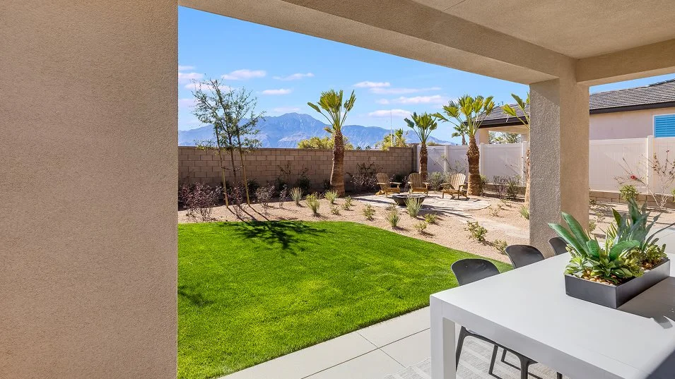 Res 3 covered patio