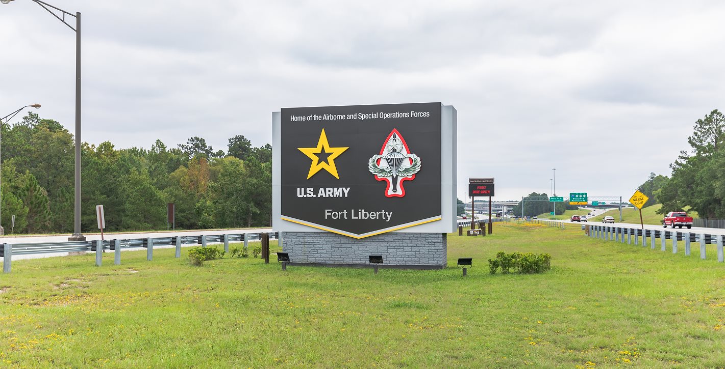 Nearby Highways 55, 10, and 401