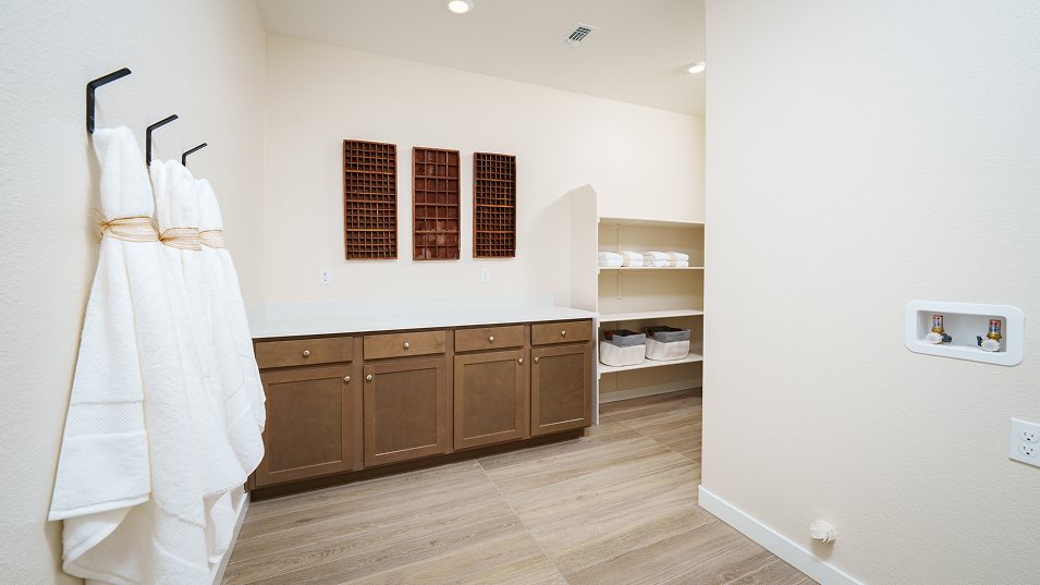 Residence 3647 laundry room