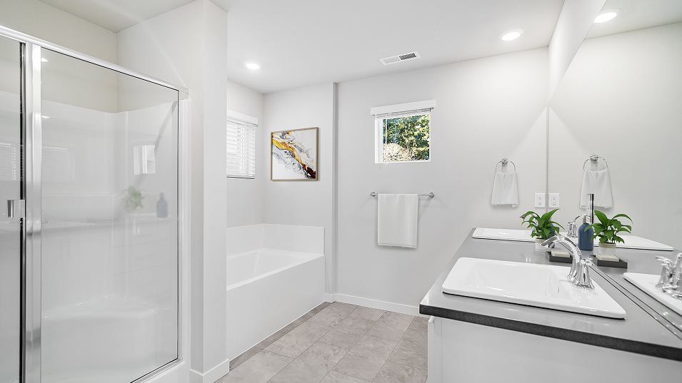 Burlington Owner's Suite Bathroom
